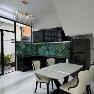 Bán nhà 2 tầng 2PN 2Wc hiện đại 50m2 5,5x11m hẻm 67 Hùng Vương,P Thới Bình, Ninh Kiều, cách bờ kè Nguyễn Trãi 50m