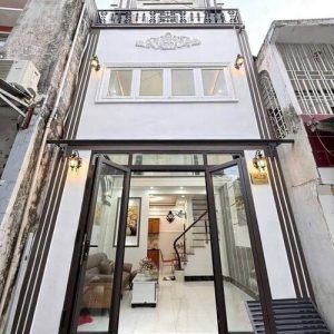 Bán nhà 1 trệt 1 lửng 1 lầu trục chính hẻm 90 đường Hùng Vương, phường Ninh Kiều, thành phố Cần Thơ diện tích 29m2