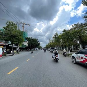 Bán Nền Mặt Tiền Trần Bạch Đằng 100m2 (5m x 20m) – Kế Bên Đại Học Y Dược Cần Thơ – Vỉa Hè 10m