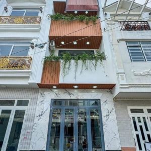 Bán Nhà Mặt Tiền Đường Nguyễn Văn Trỗi 1 Trệt 3 Lầu 4PN 3WC Diện Tích 4x11,6m