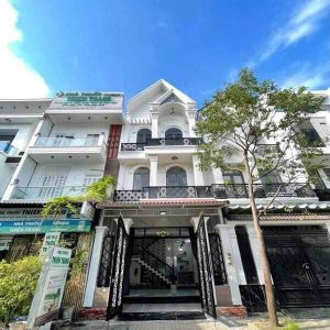 Bán nhà 1 trệt 2 lầu đường số 1 KDC Nam Long 1, diện tích 5,7x14m