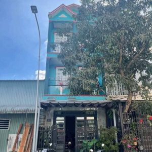 Bán nhà 1 trệt 2 lầu đường số 5 Khu dân cư Long Thịnh, diện tích 4,5x20m