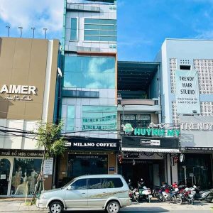 Bán nhà 1 trệt 3 lầu mặt tiền đường Trần Văn Hoài, diện tích 4,2x20m